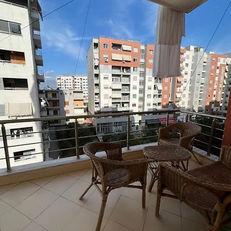 Apartament Buneci